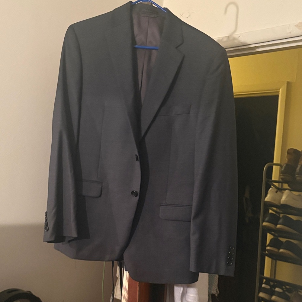 Classic Men's Charcoal Blazer - Tailored Two-Button Jacket 40R